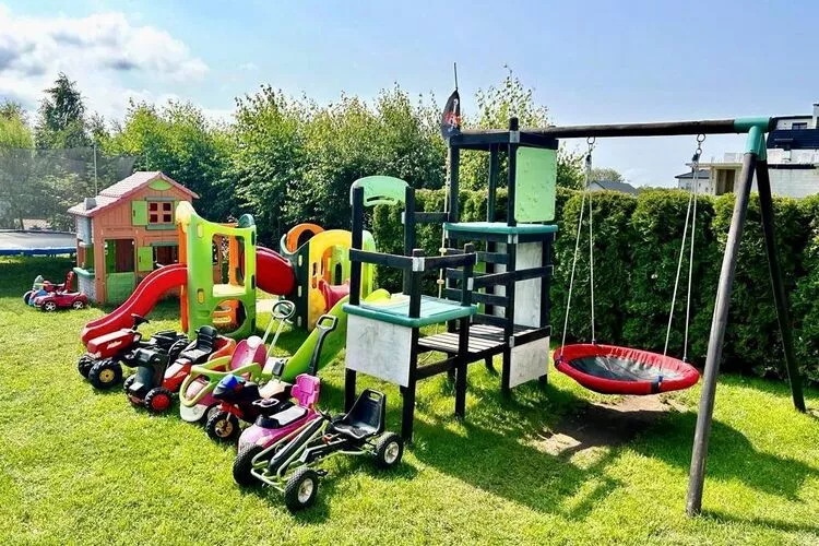 Domek STANDARD dla 5 osób Sarbinowo-Tuinen zomer
