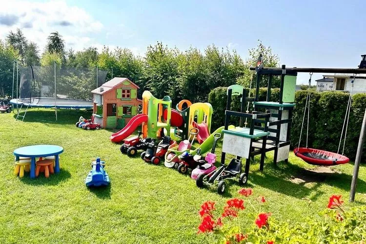 Domek STANDARD dla 6 osób Sarbinowo-Tuinen zomer