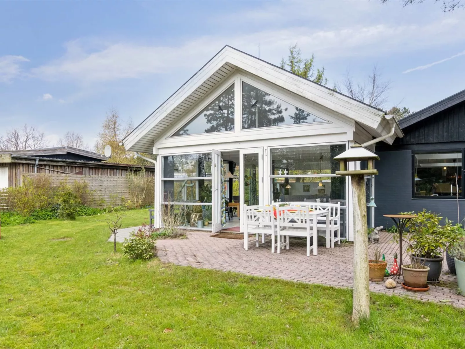 "Momme" - 1.2km from the sea-Buiten