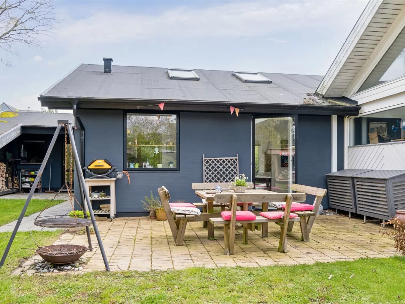 "Momme" - 1.2km from the sea-Buiten