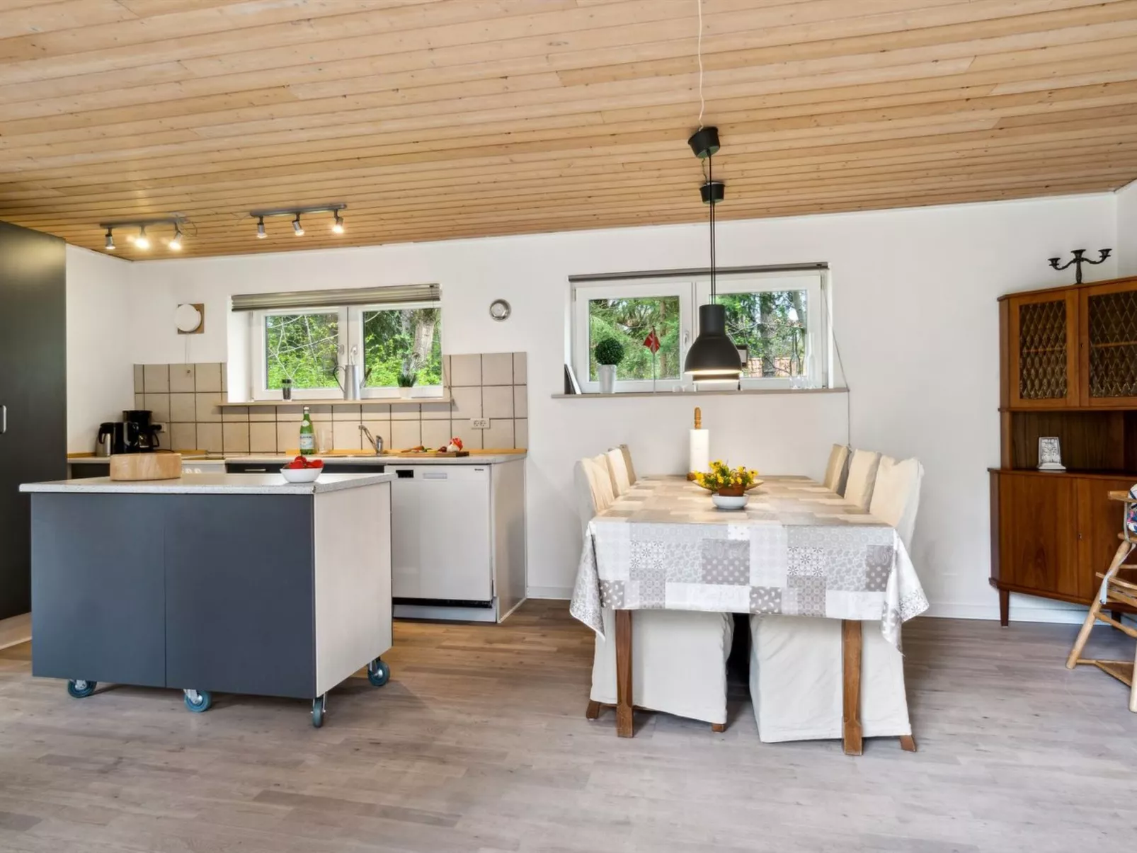 "Kierstine" - 7km from the sea-Binnen