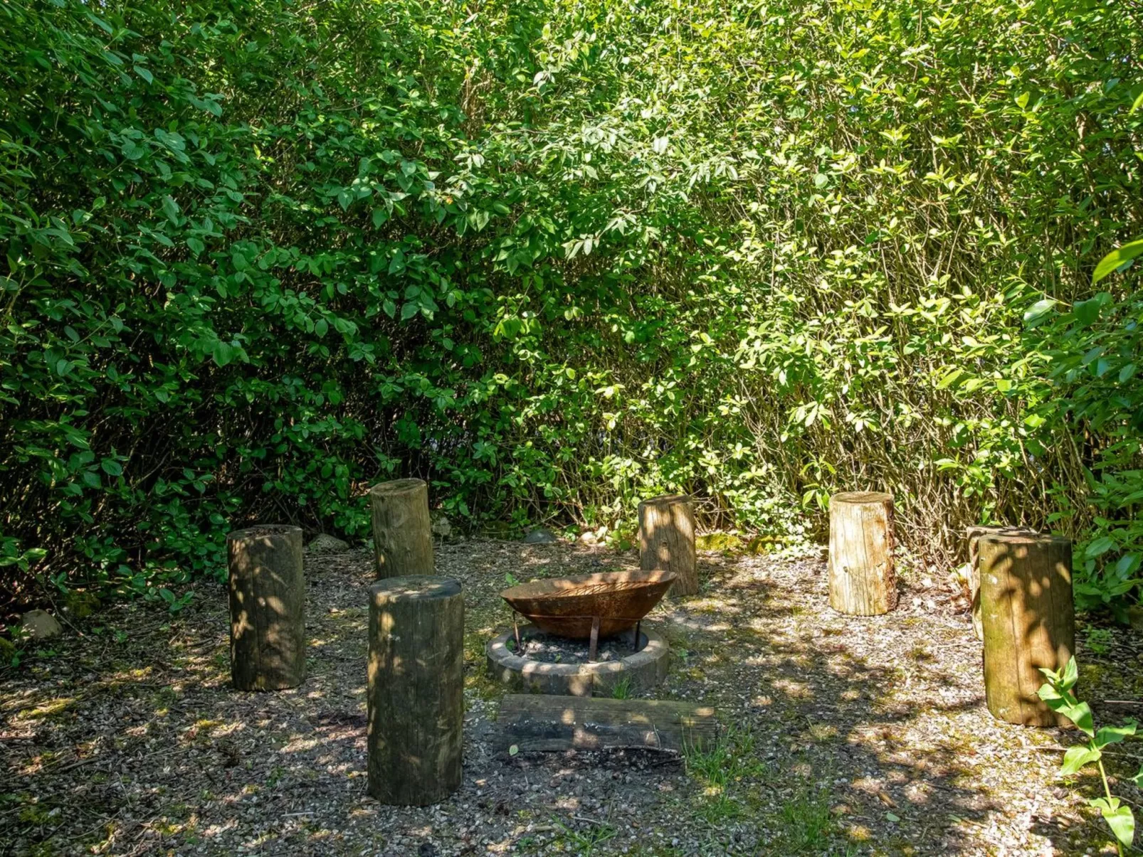 "Isving" - 1.1km to the inlet-Buiten