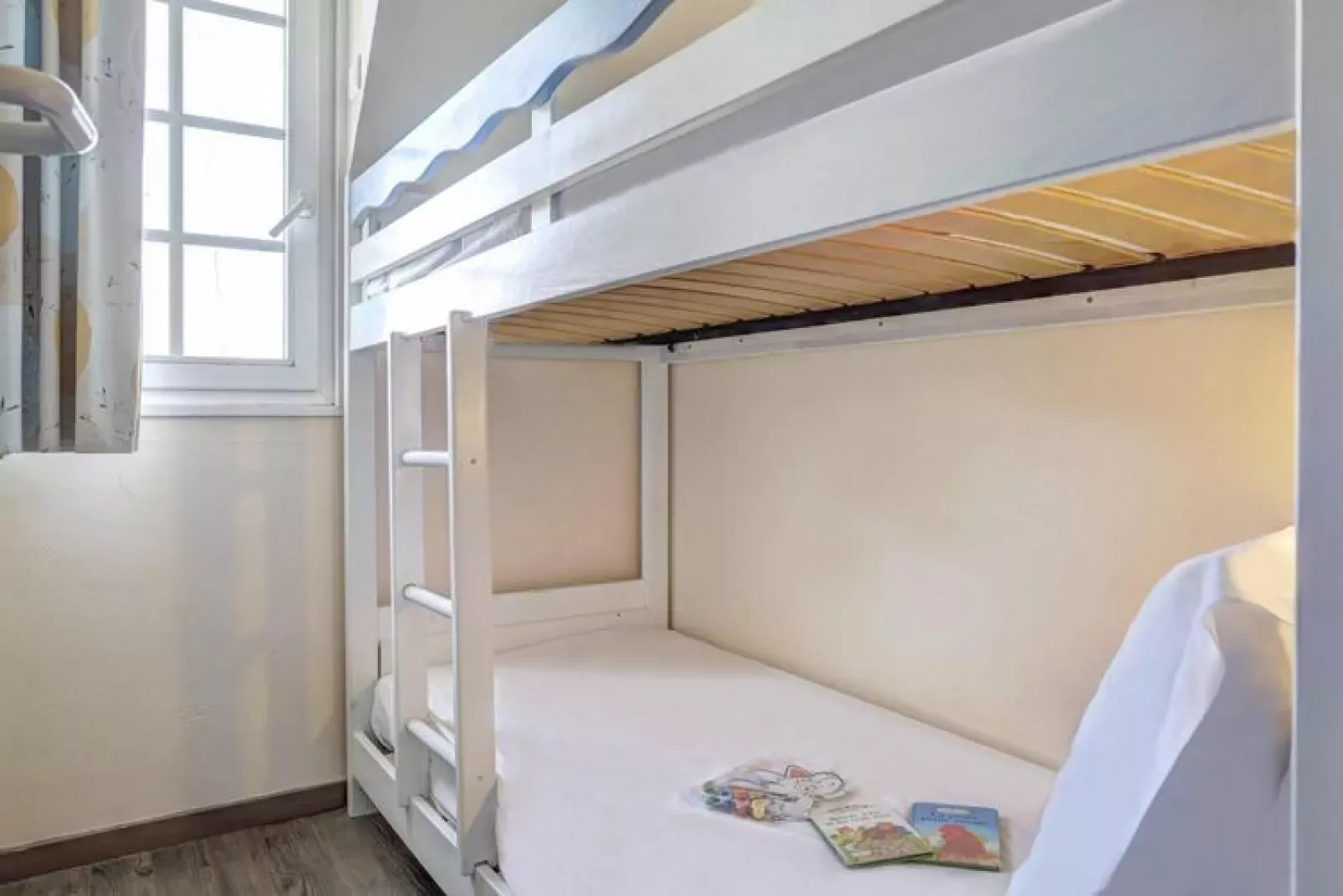 Holiday village Belle Dune Fort-Mahon-Plage - 24 Standard Apt 4 p - 1 bedroom-Slaapkamer