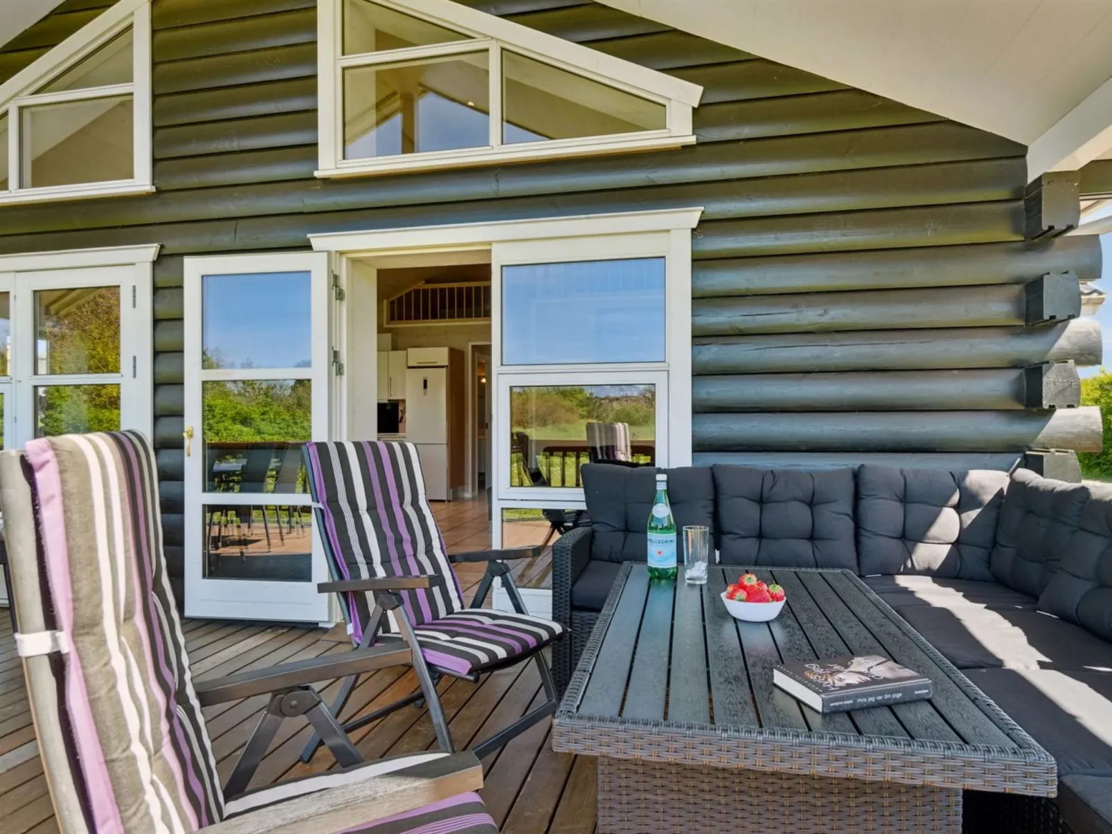 "Hjalmar" - 400m from the sea-Binnen