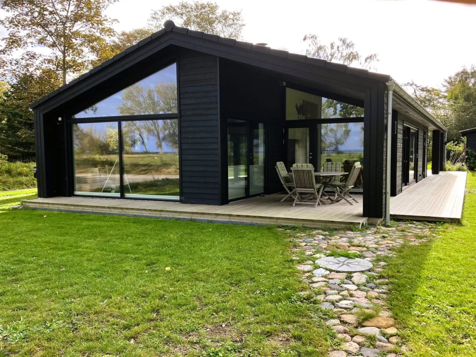 "Huldrik" - 100m from the sea-Binnen