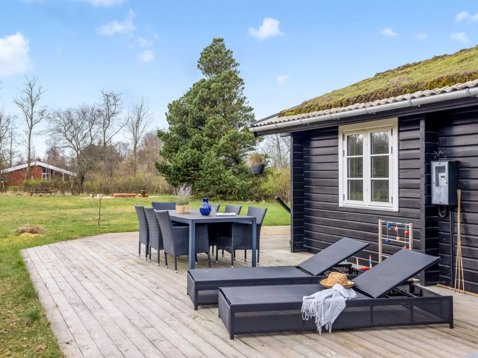 "Langsom" - 480m from the sea-Buiten