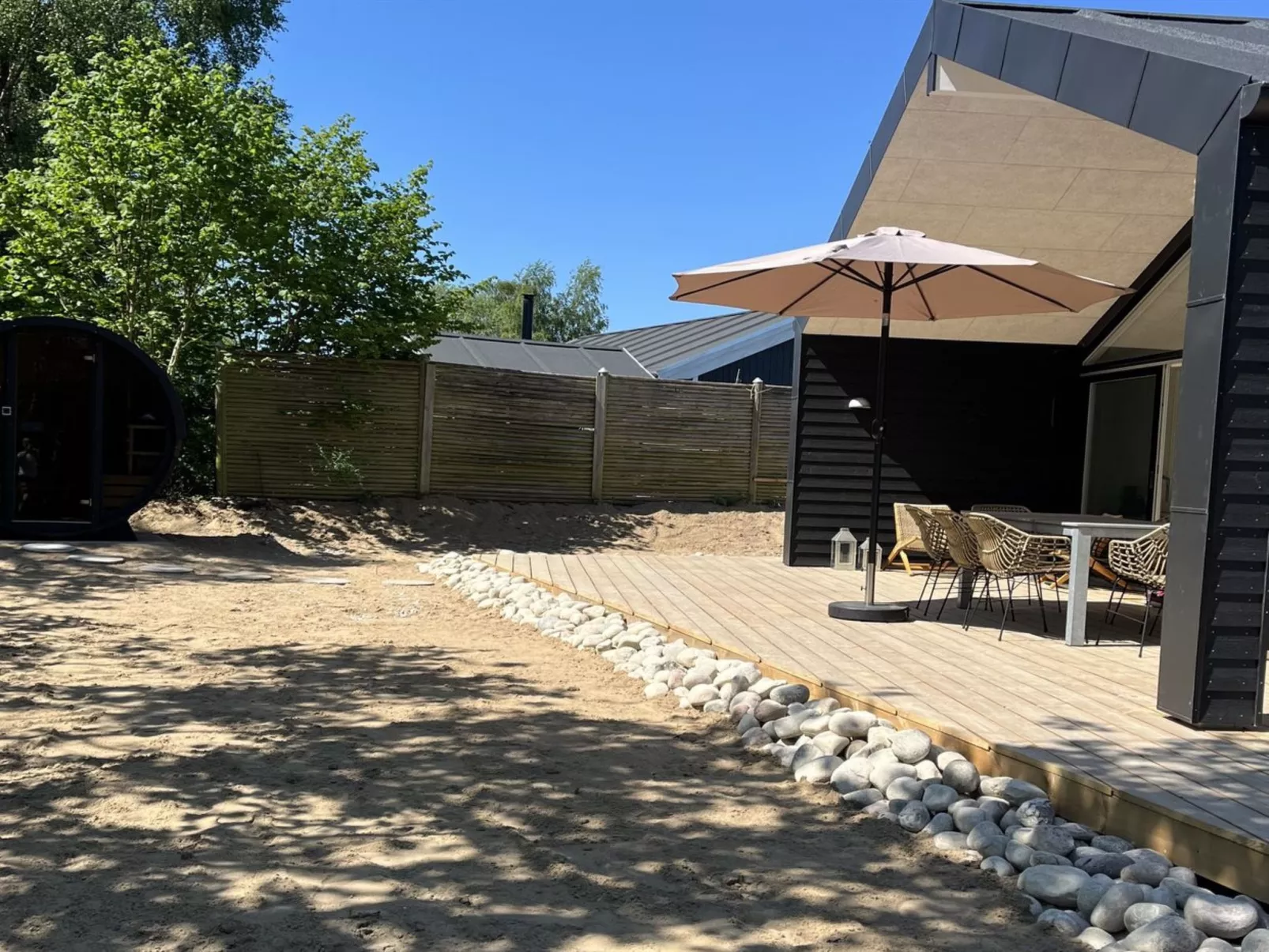 "Lonneke" - 450m from the sea-Buiten