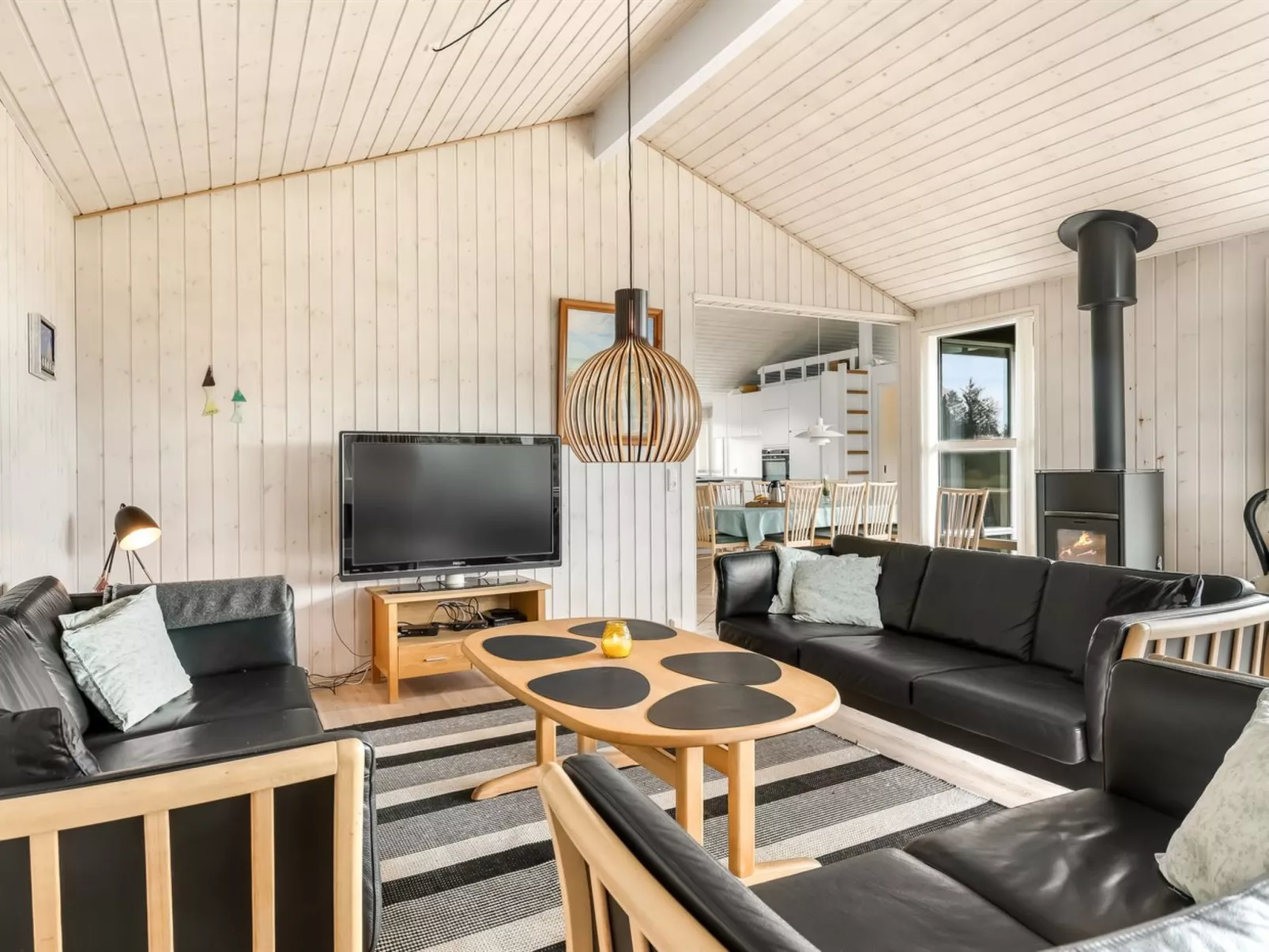 "Juris" - 950m from the sea