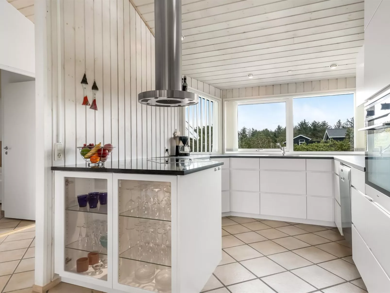 "Juris" - 950m from the sea
