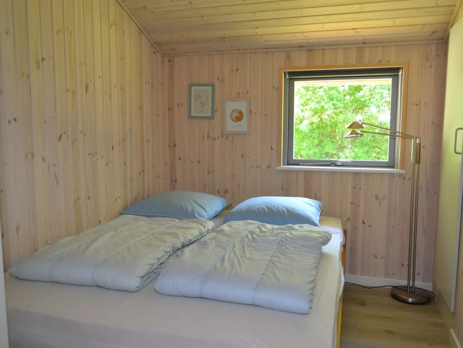"Zaharinka" - 30km from the sea-Binnen