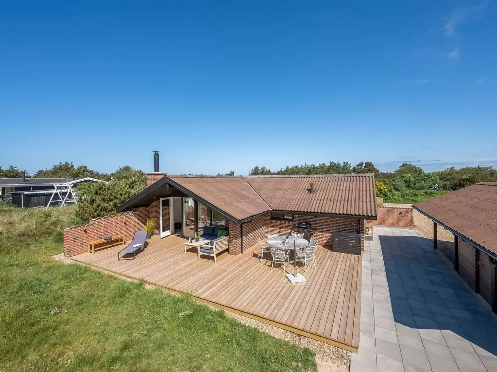 "Tilda" - 900m from the sea-Buiten