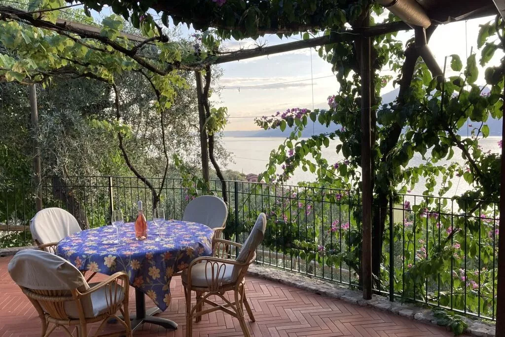 303265-Terrasbalkon