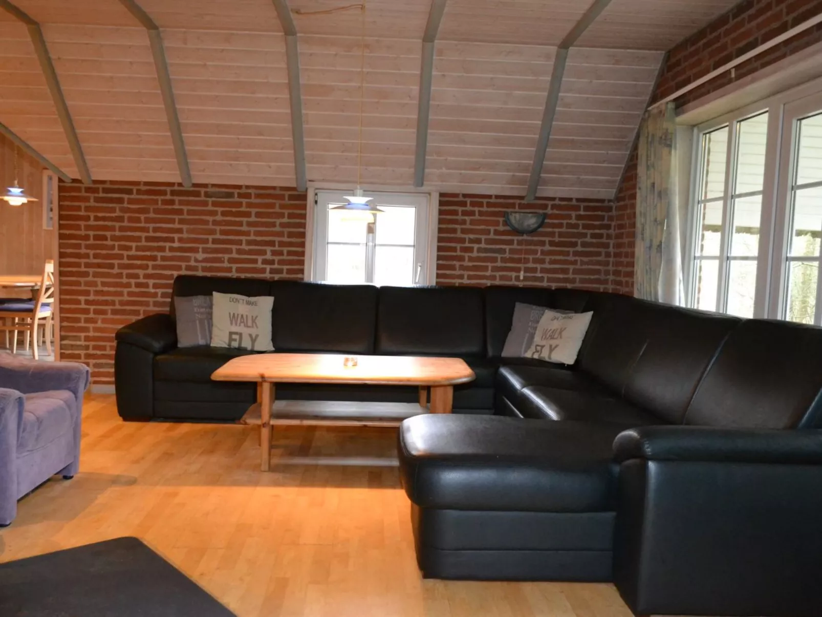 "Ejvi" - 4km from the sea-Binnen