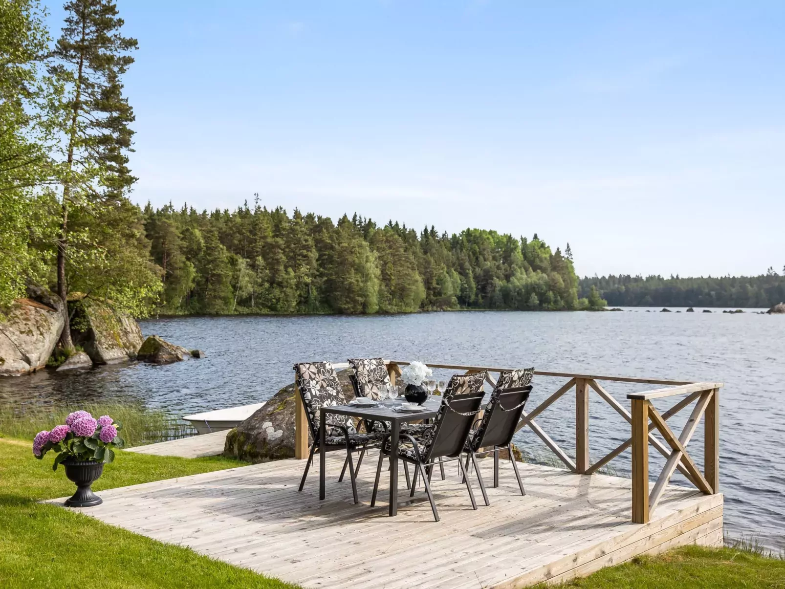 Sjöatorp Skogsstugan