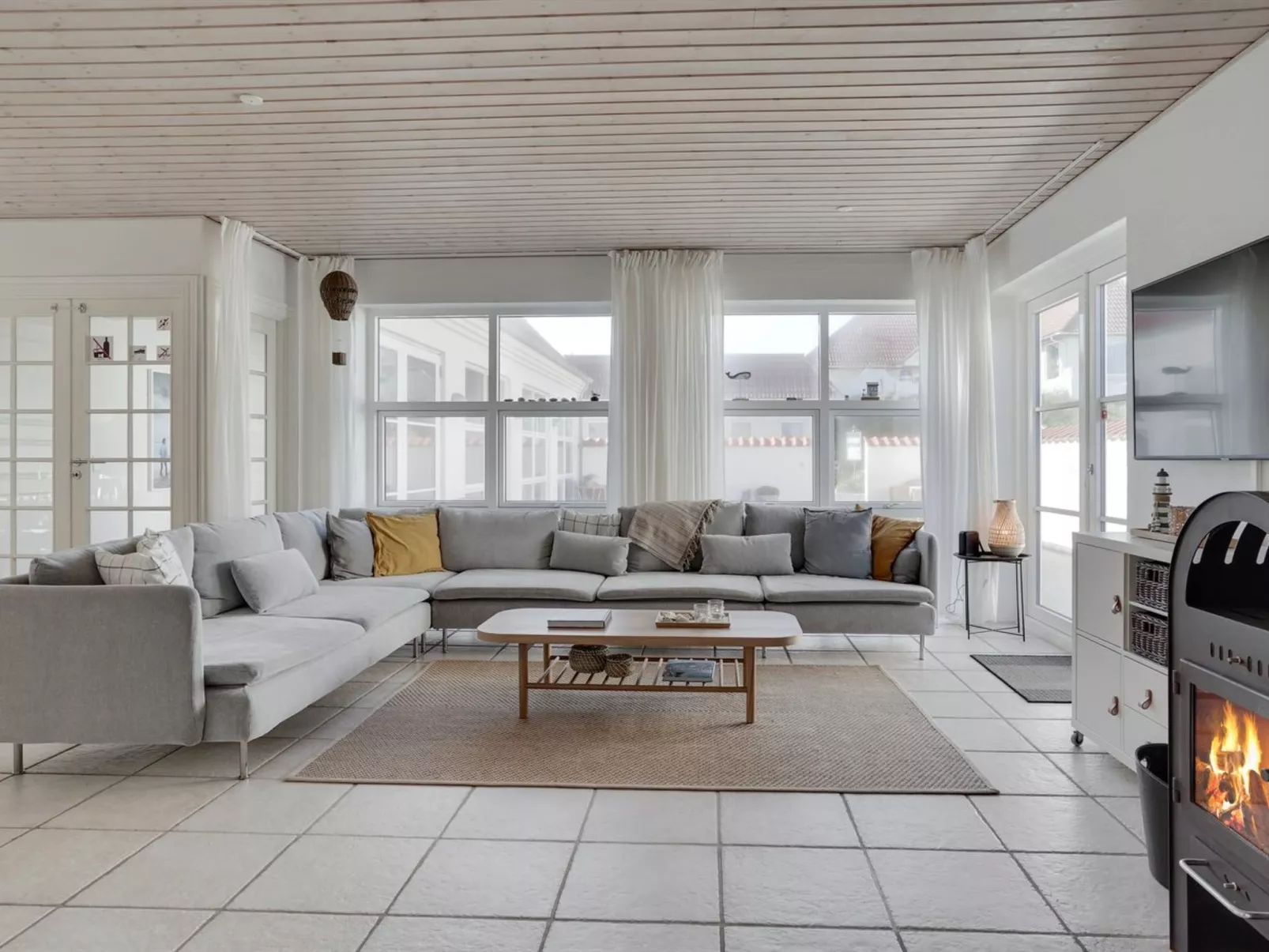 "Riki" - 150m from the sea