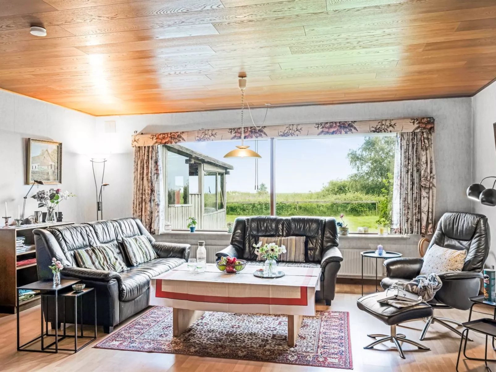 "Jalmari" - 3.5km from the sea-Binnen