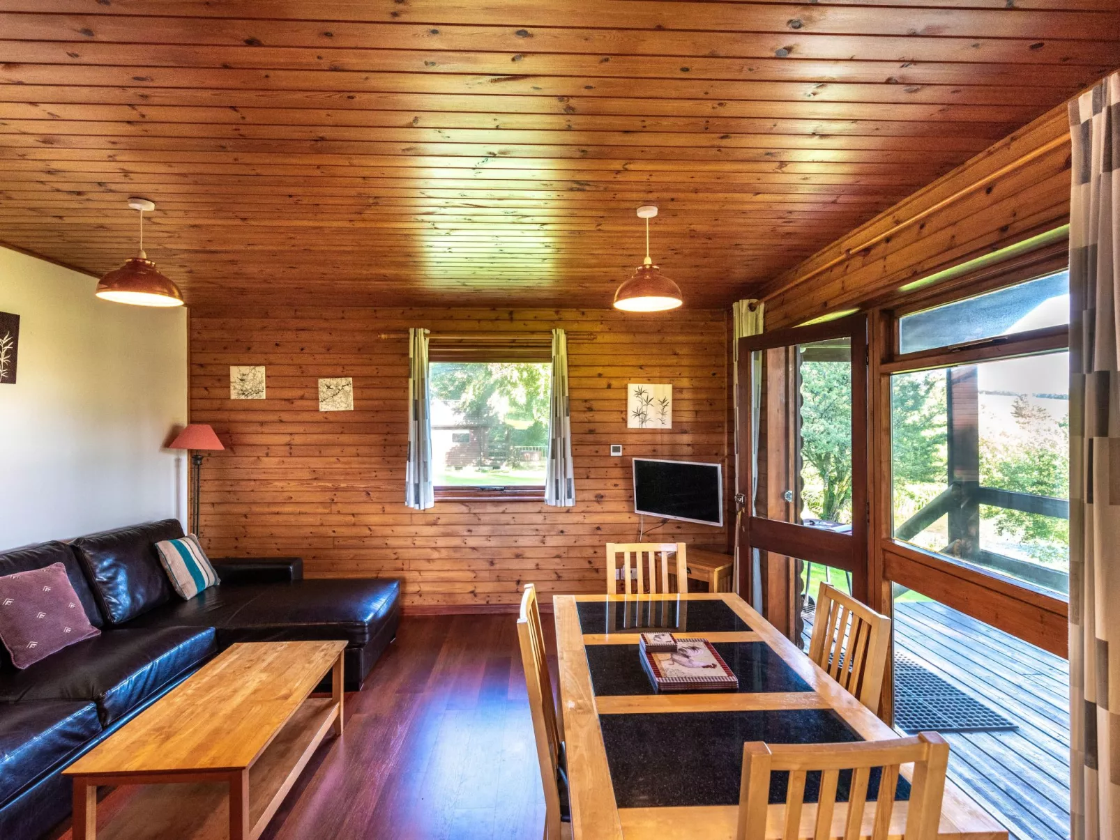 Brookview Lodge 1-Binnen