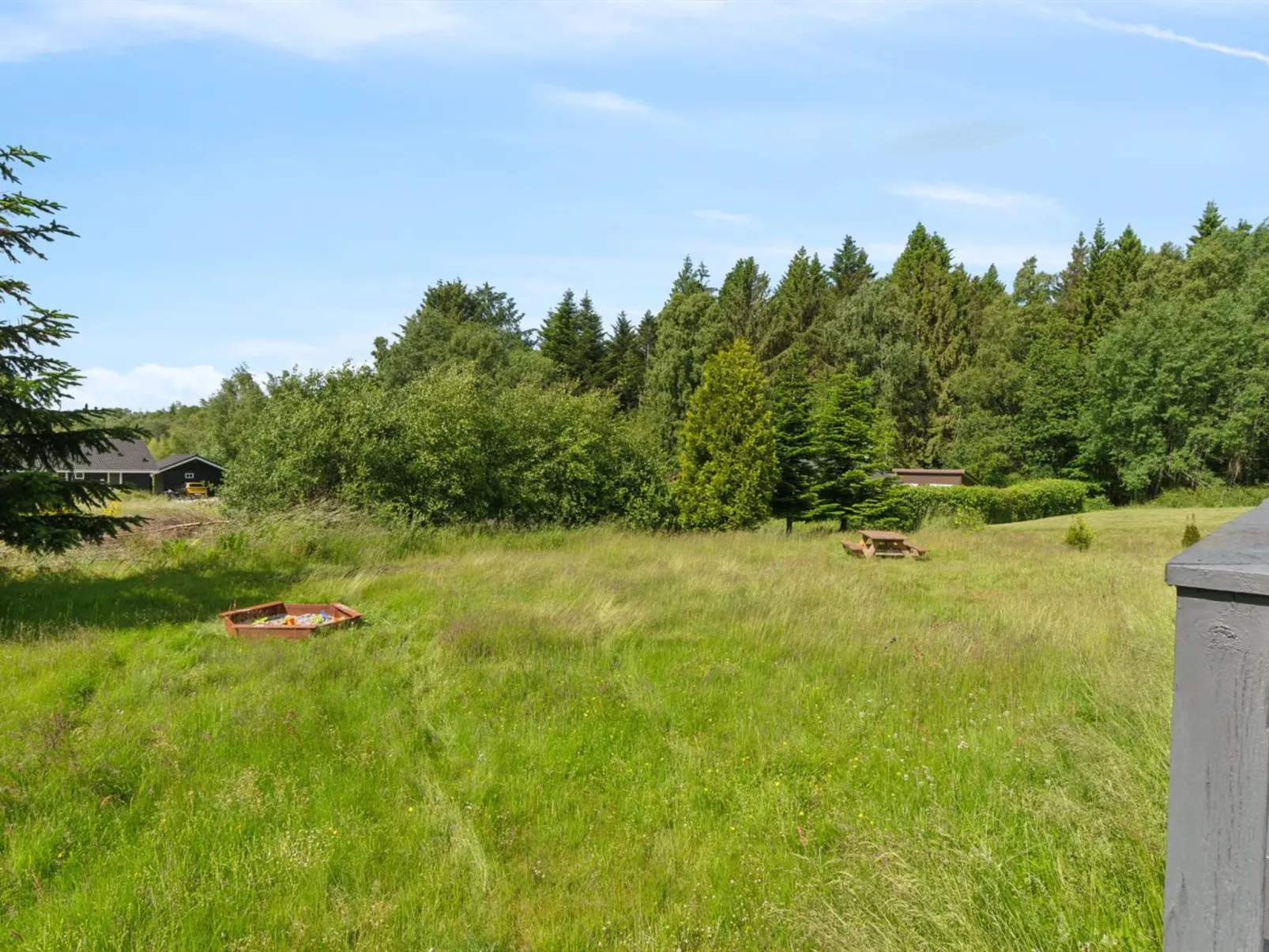 "Joar" - 6.5km from the sea-Buiten