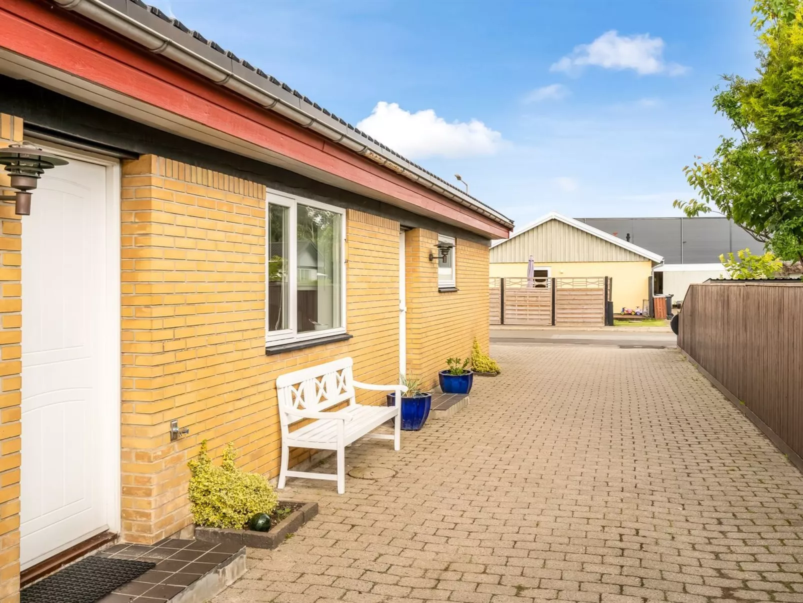 "Elika" - 1.5km from the sea-Binnen