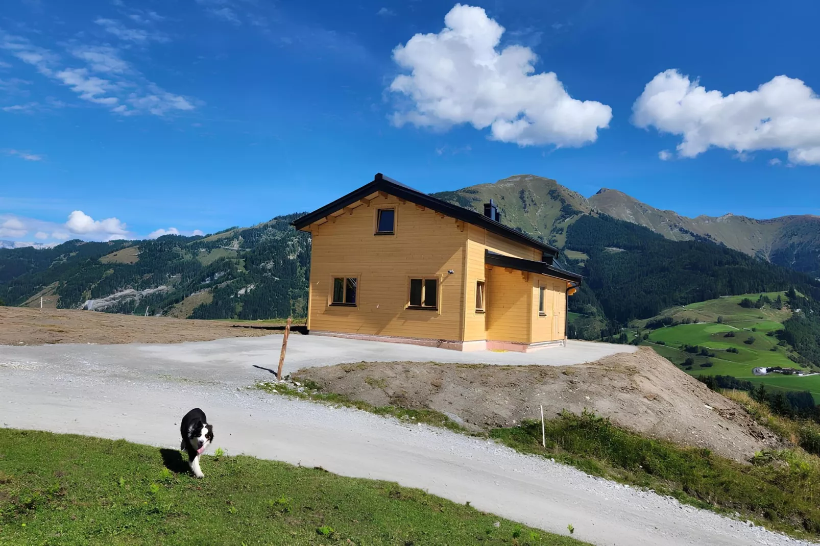 Lipphütte-Buitenkant zomer