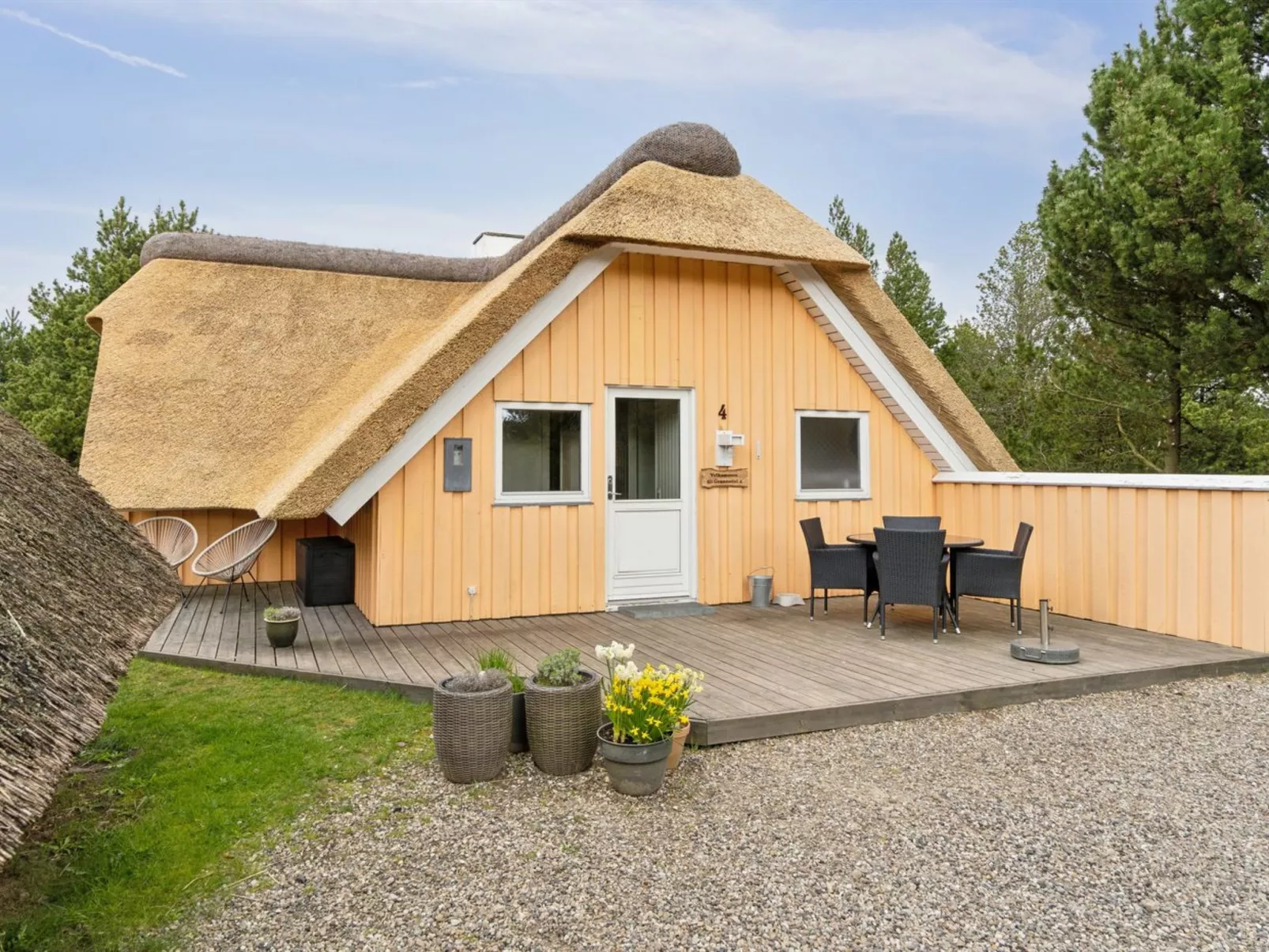 "Wale" - 3.3km from the sea-Buiten