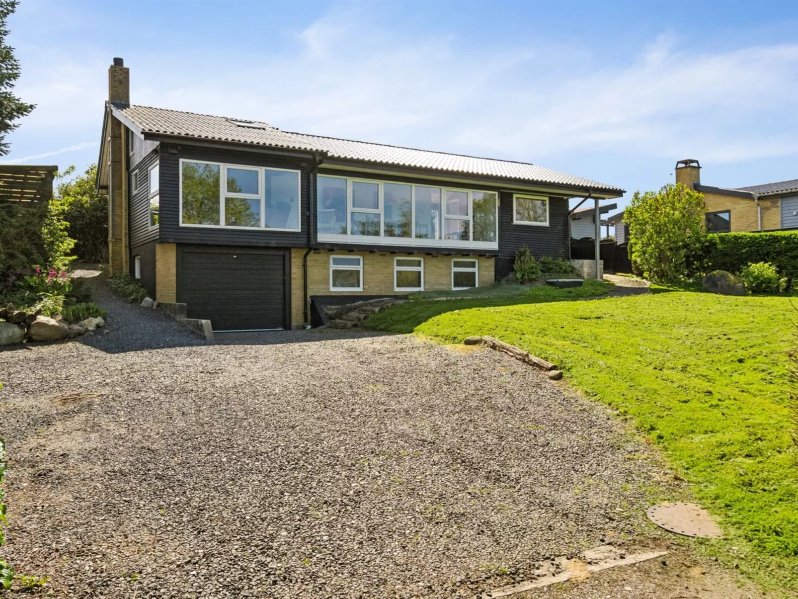"Sölvy" - 300m from the sea-Buiten