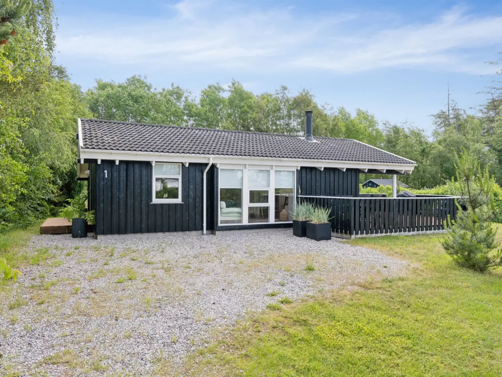 "Alvy" - 200m from the sea-Buiten