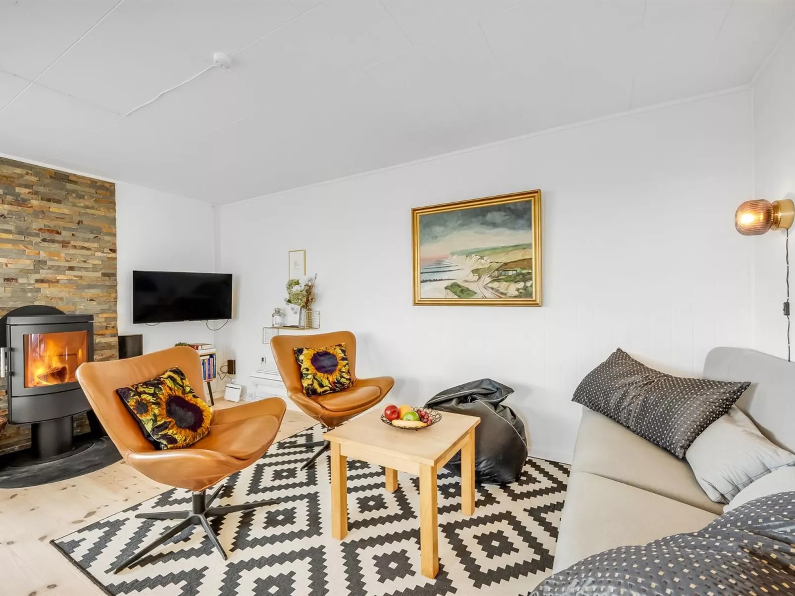 "Villum" - 50m from the sea-Binnen