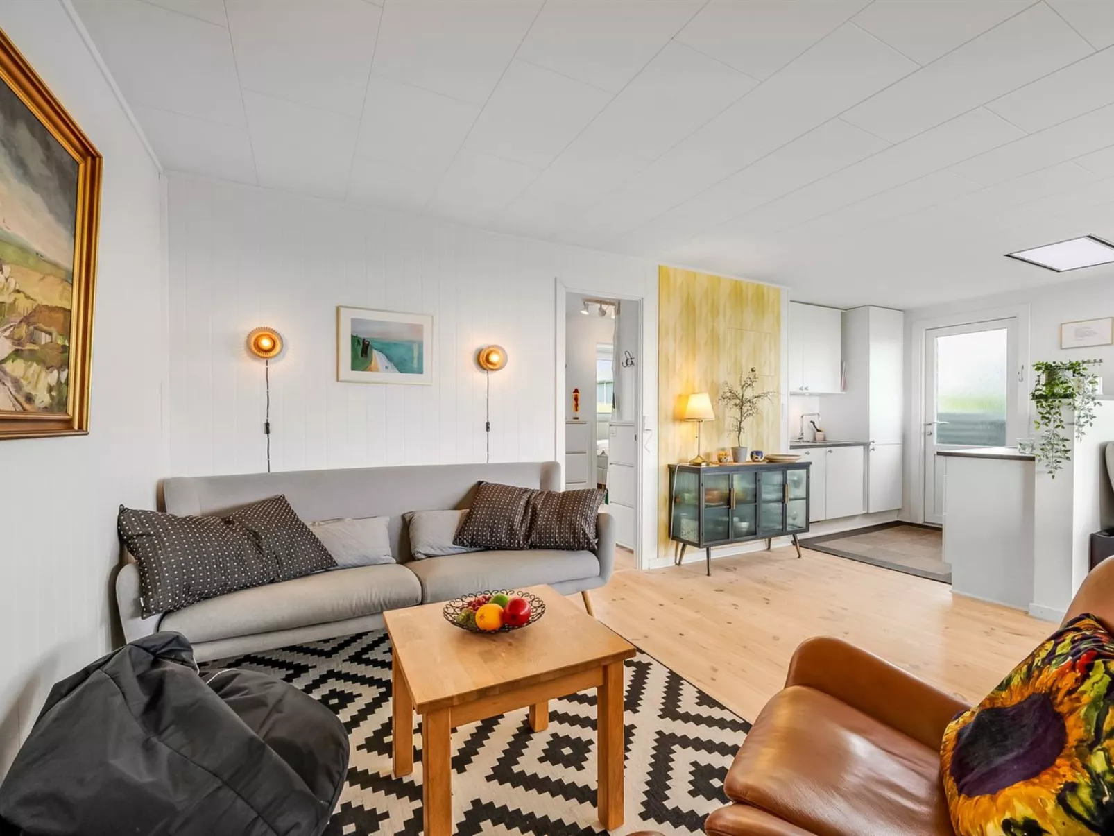 "Villum" - 50m from the sea-Binnen