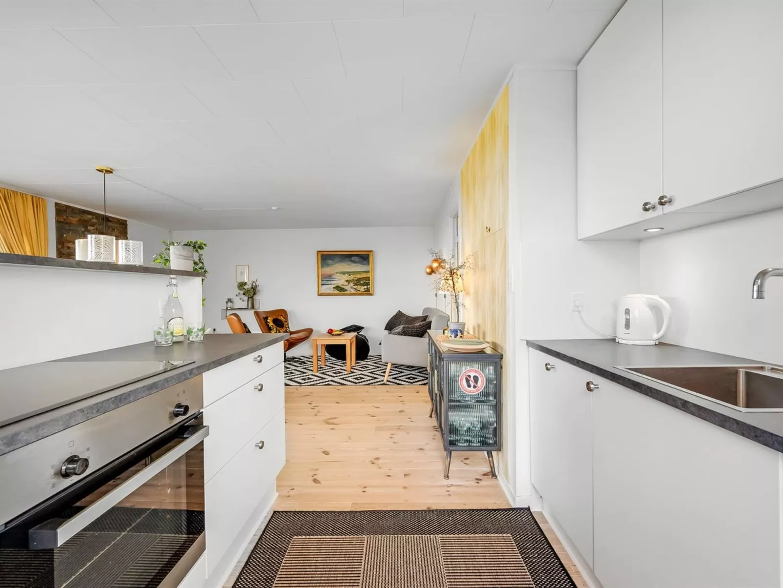 "Villum" - 50m from the sea-Binnen