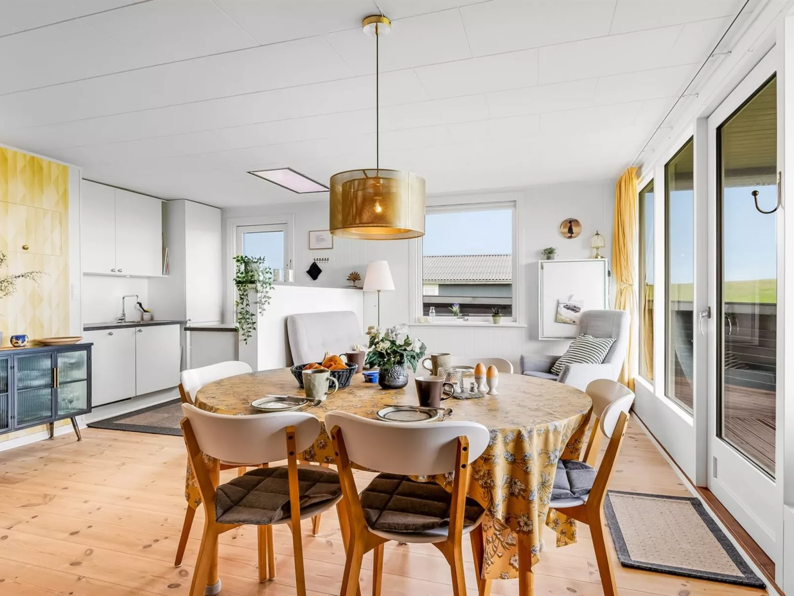 "Villum" - 50m from the sea-Binnen