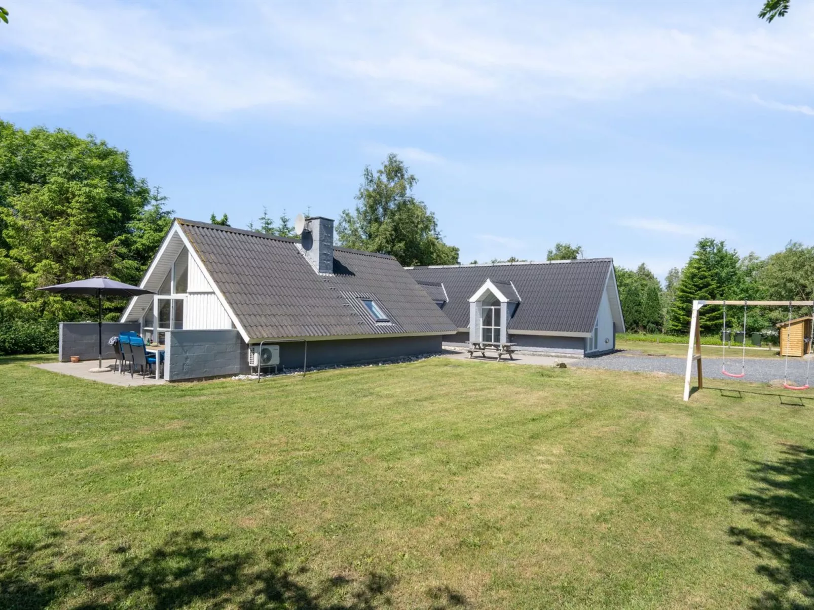"Ardan" - 450m from the sea-Buiten
