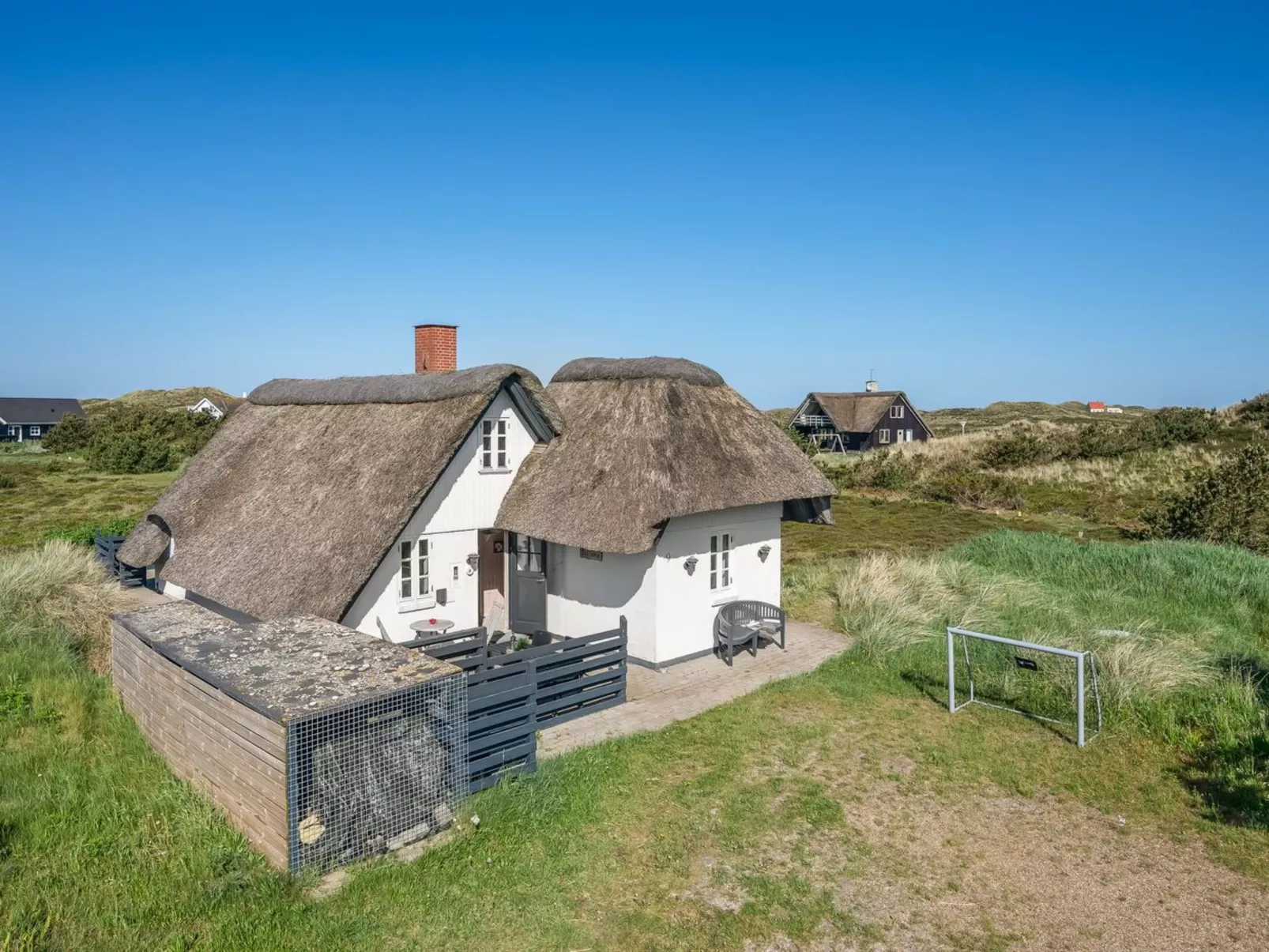 "Arlina" - 600m from the sea-Buiten
