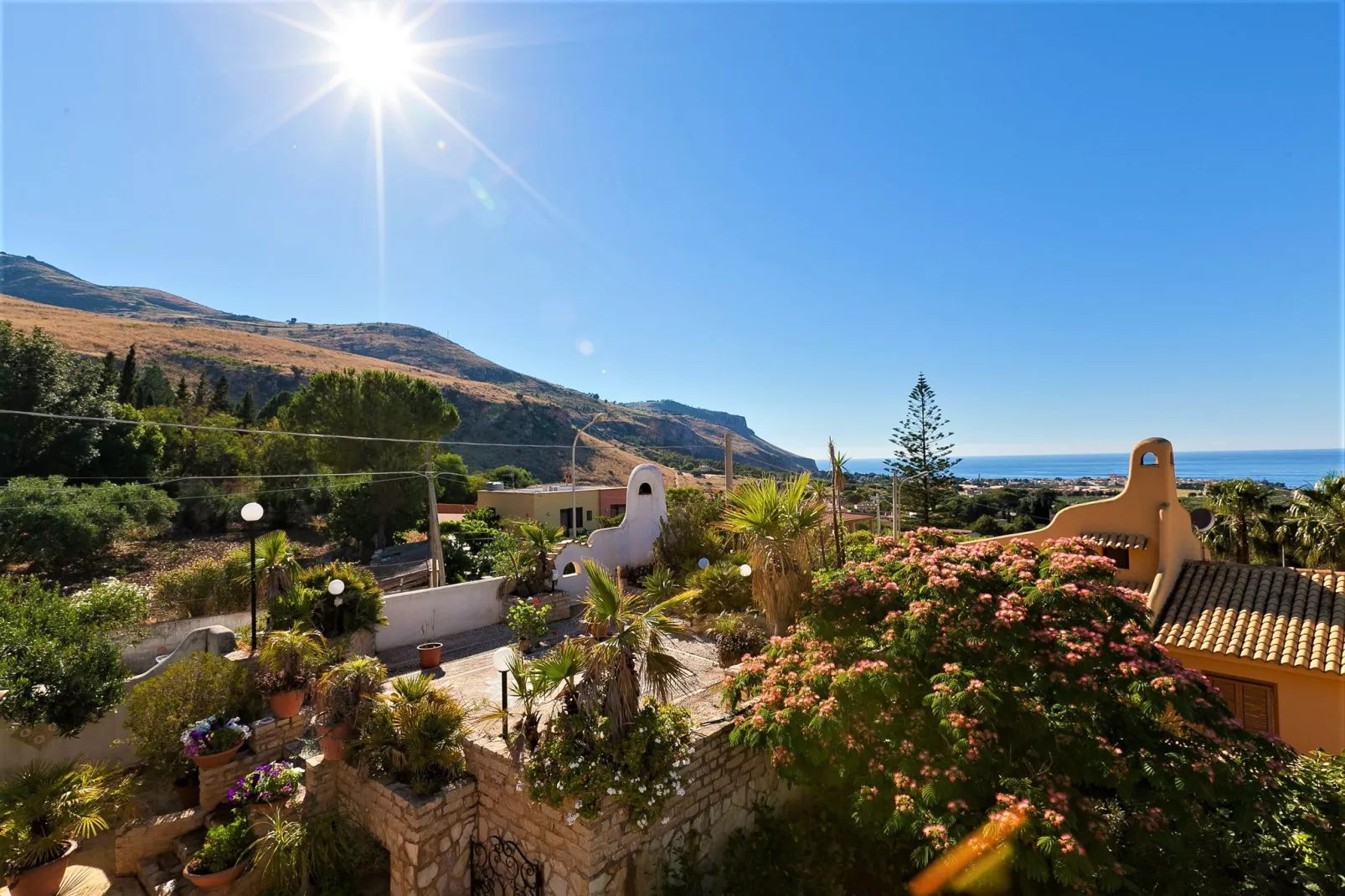 Villa Le Palme e Dependence-Tuinen zomer