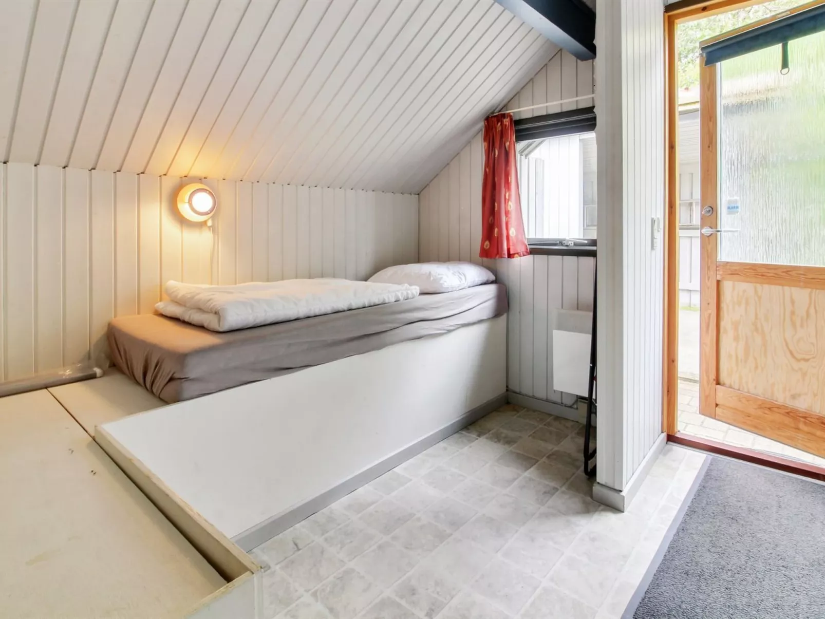 "Ofrath" - 30km from the sea-Binnen