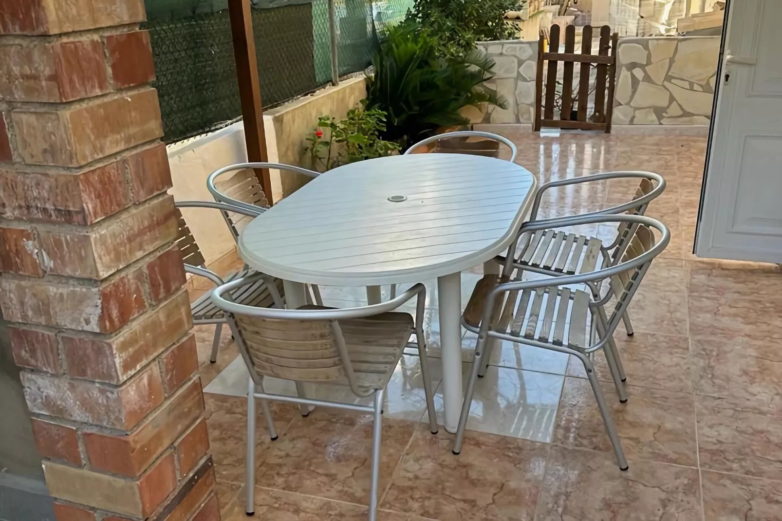 Apartamento Bajo Oeste-Terrasbalkon