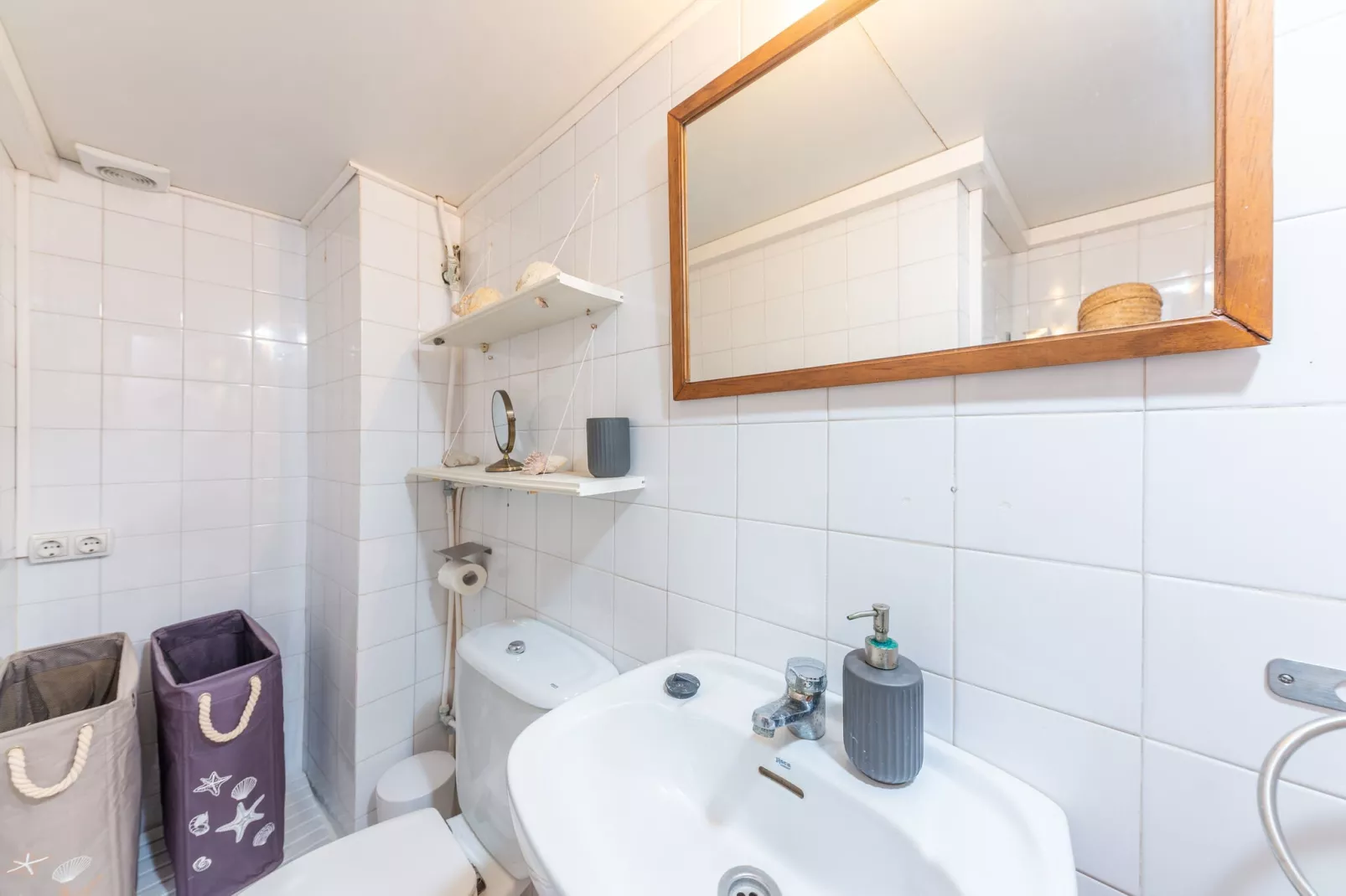 Cas Padrins (portopetro)-Badkamer