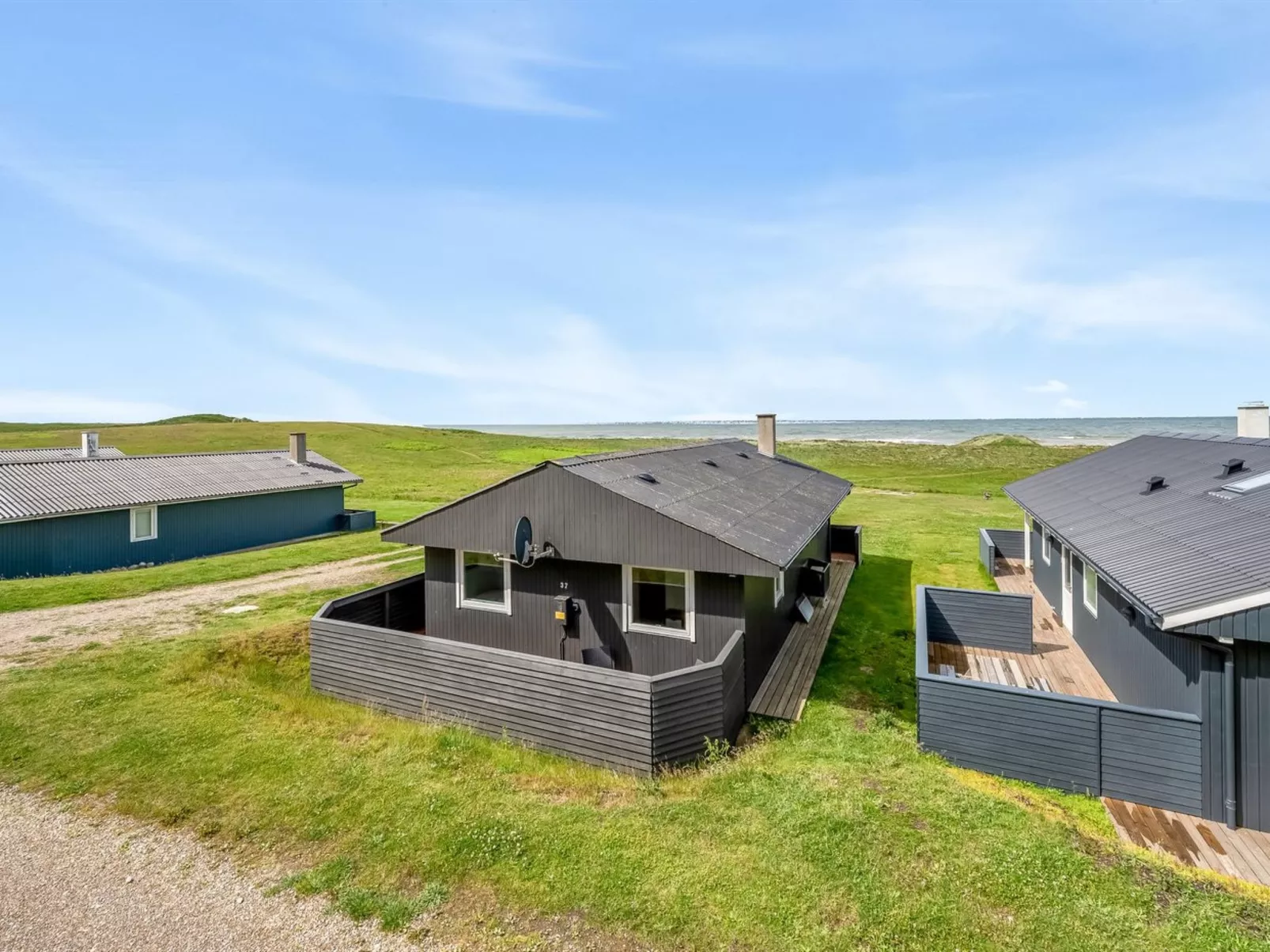 "Villum" - 50m from the sea-Buiten