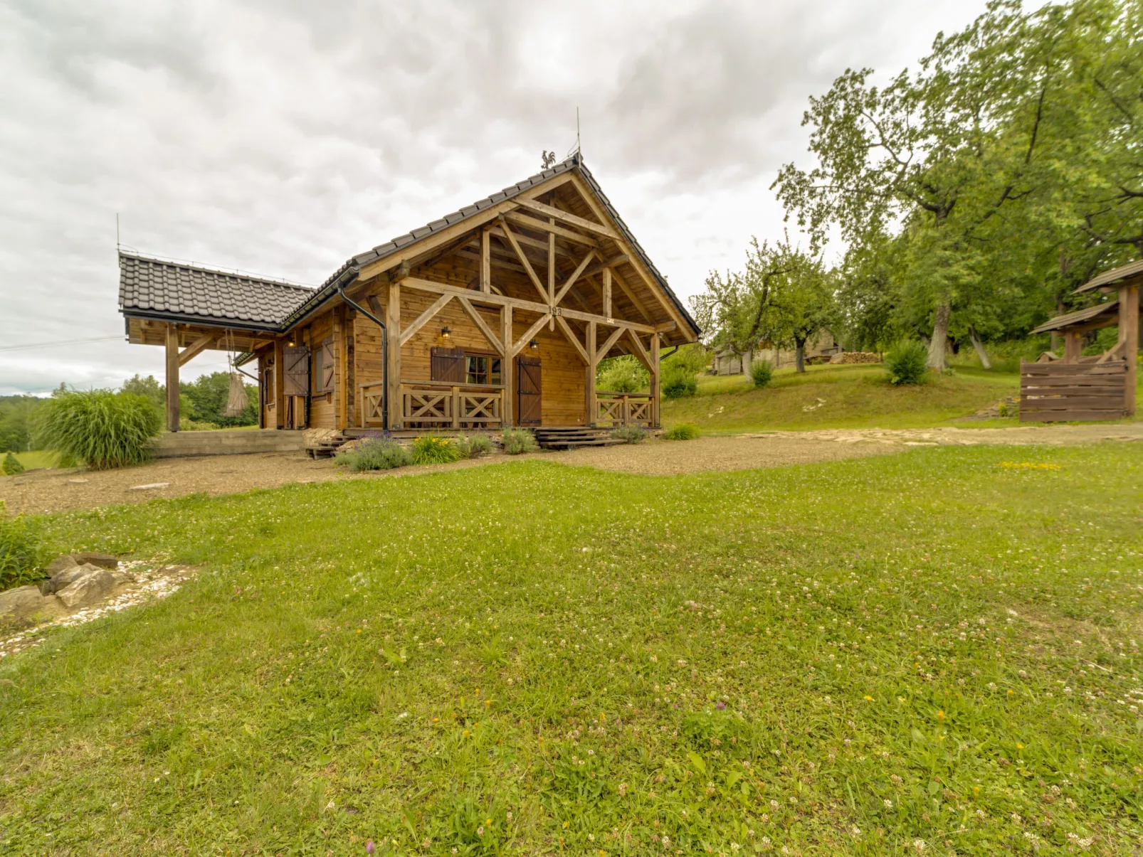 Bieszczady Chata-Buiten