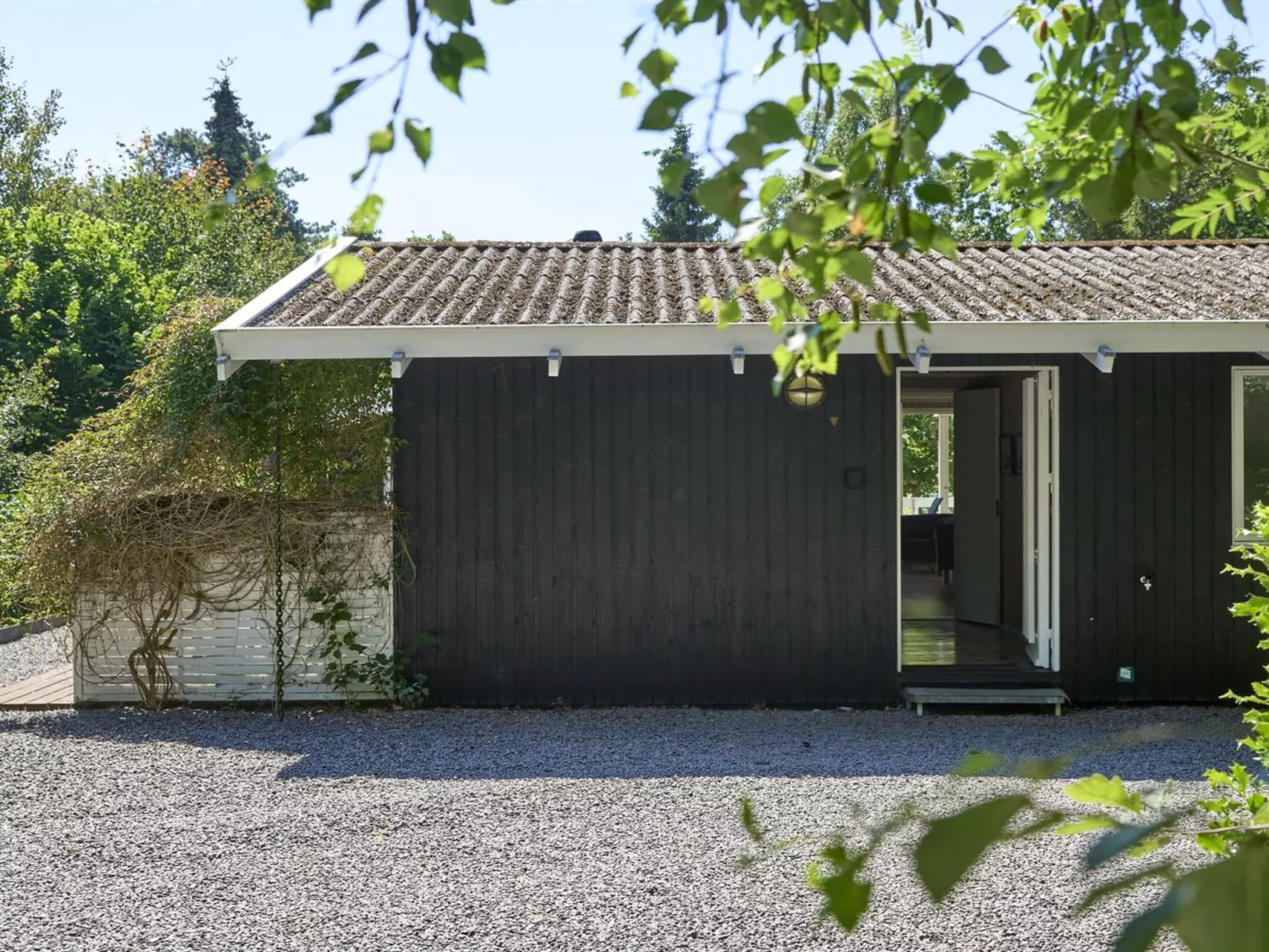 "Gjertrud" - 1km from the sea-Buiten