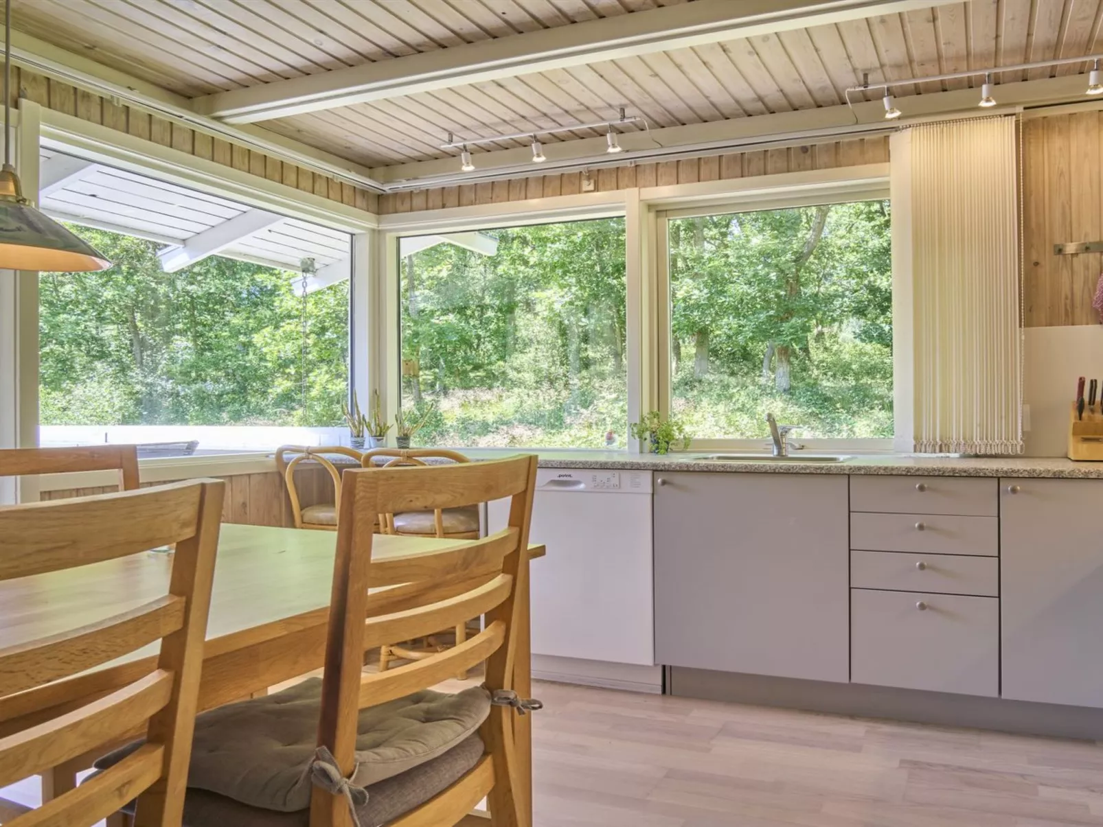 "Gjertrud" - 1km from the sea-Buiten