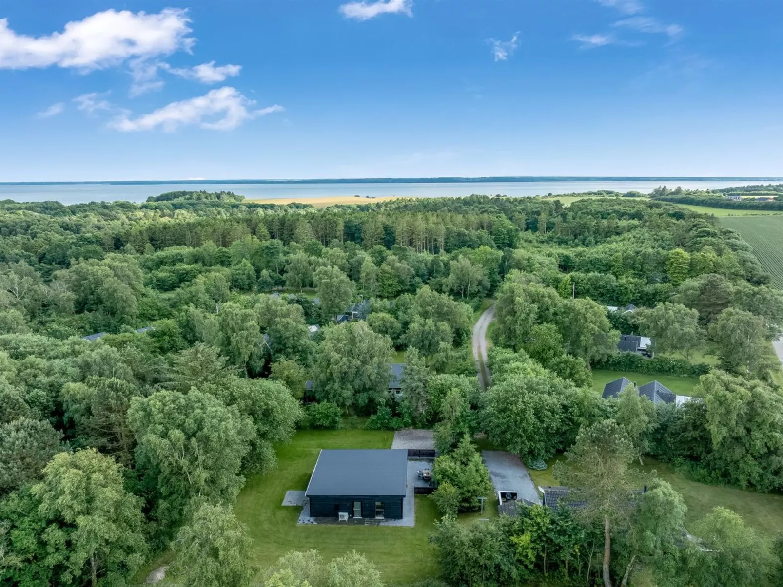 "Scalli" - 1.5km to the inlet-Buiten