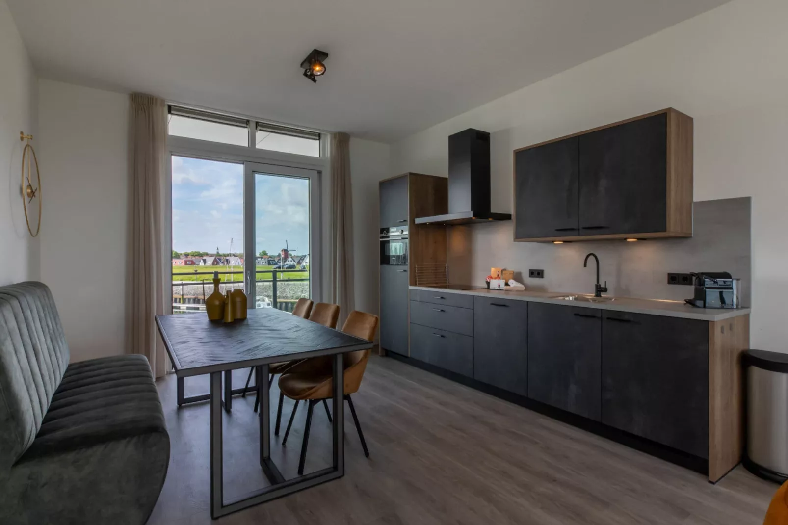 Luxe appartement Vista Maris - Havenweg 8-38  Sint-Annaland-Keuken