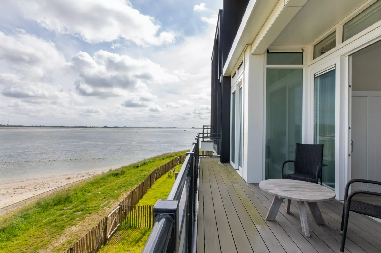 Luxe appartement Vista Maris - Havenweg 8-38  Sint-Annaland-Terrasbalkon