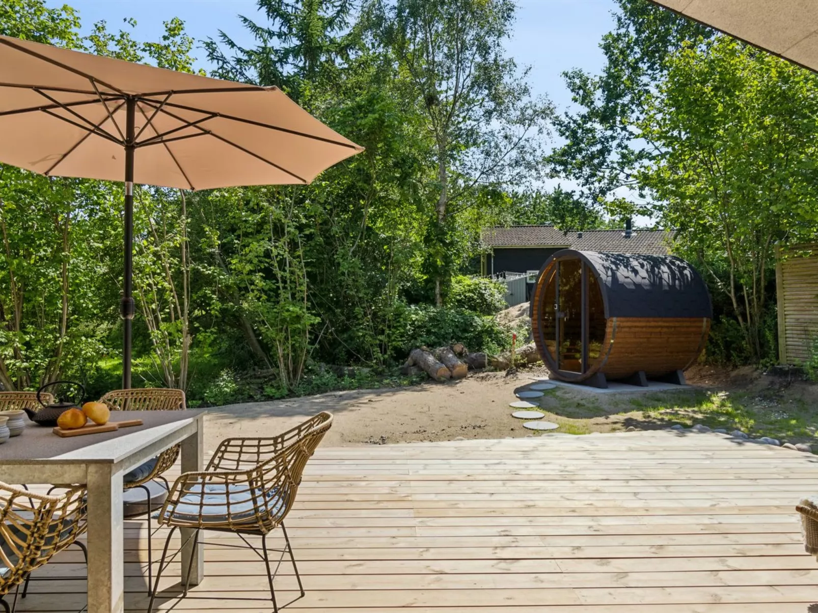 "Lonneke" - 450m from the sea-Buiten