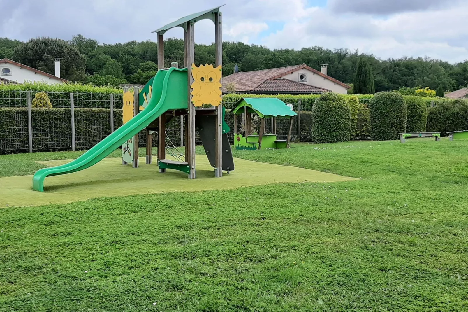 Les Forges 2 bedrooms n123-Parkfaciliteiten