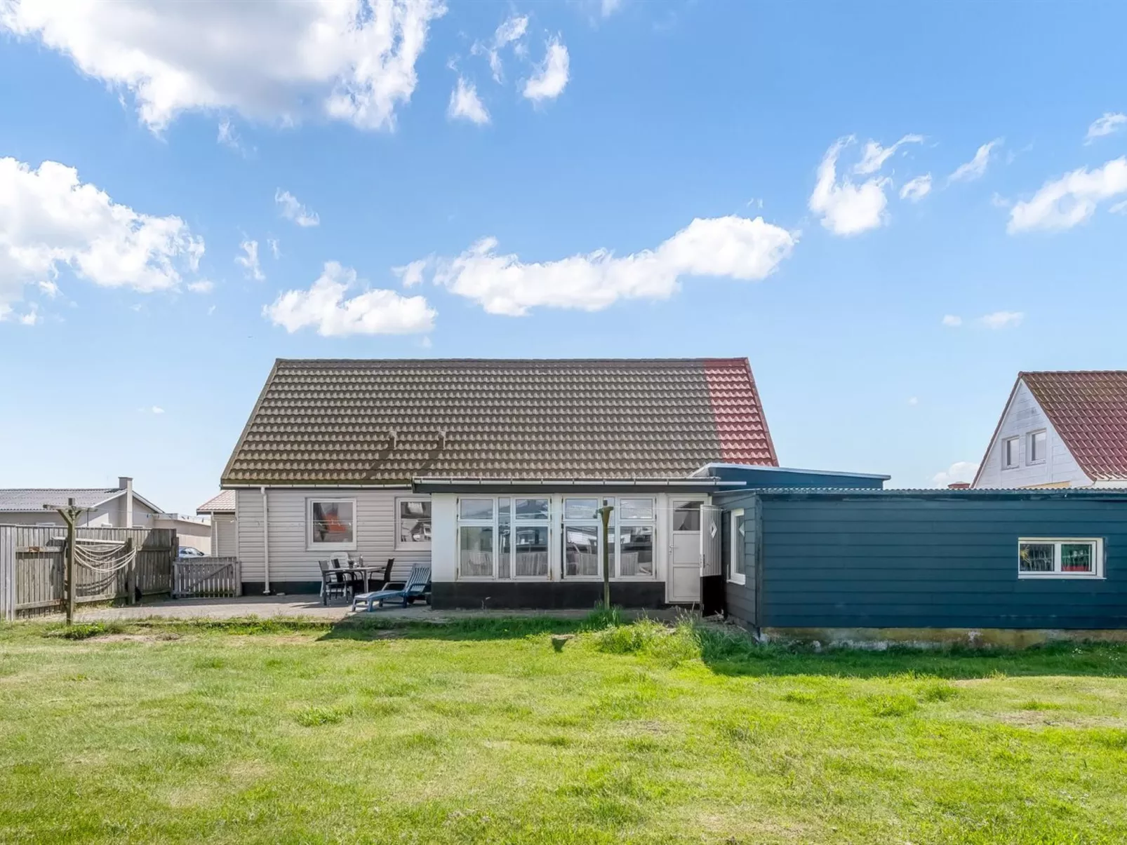 "Darja" - 300m from the sea