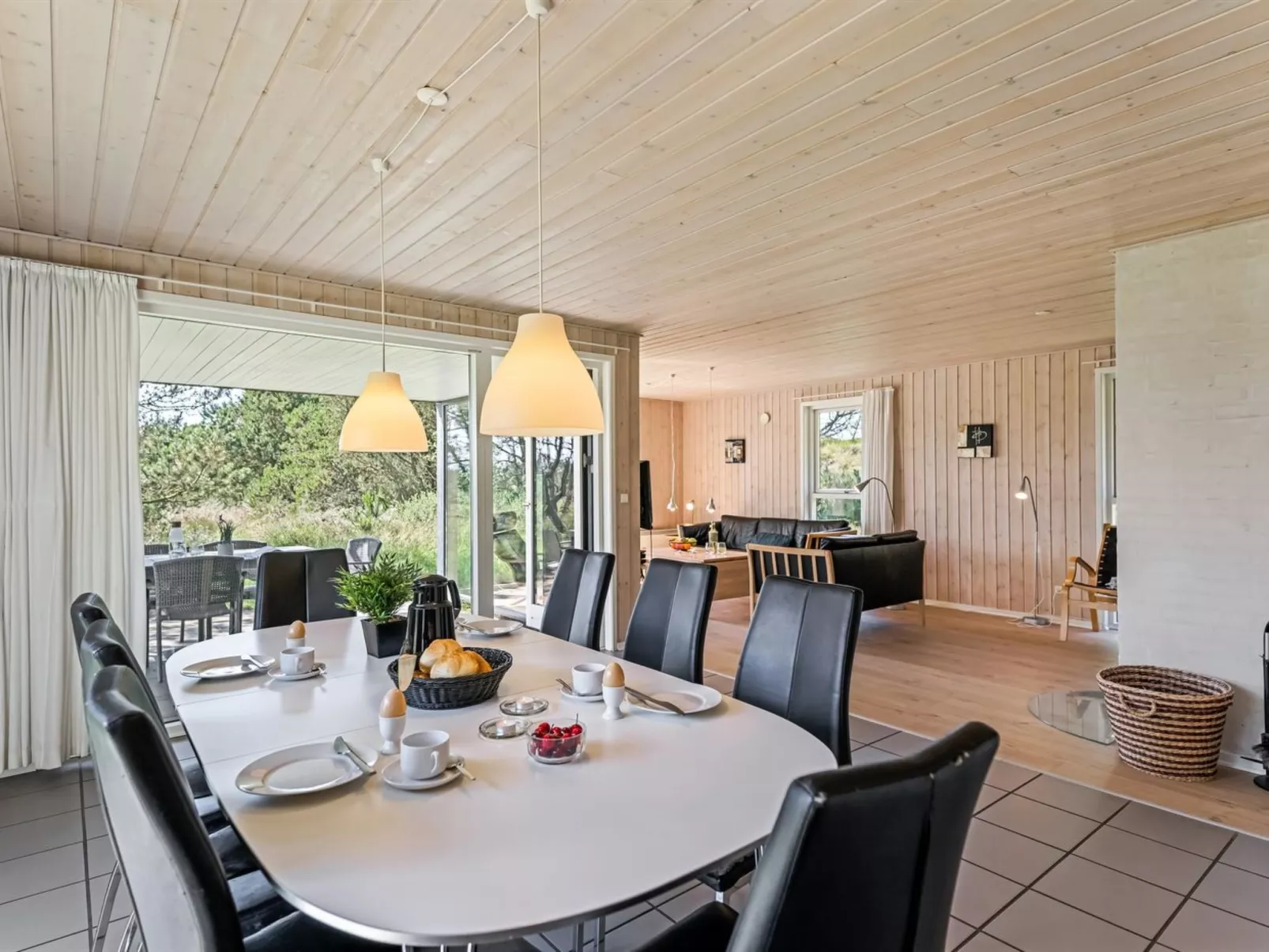 "Erika" - 900m from the sea-Binnen