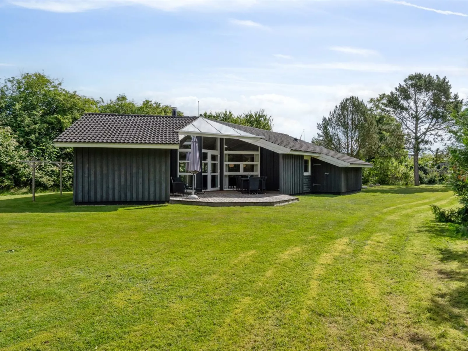 "Falka" - 300m from the sea-Buiten