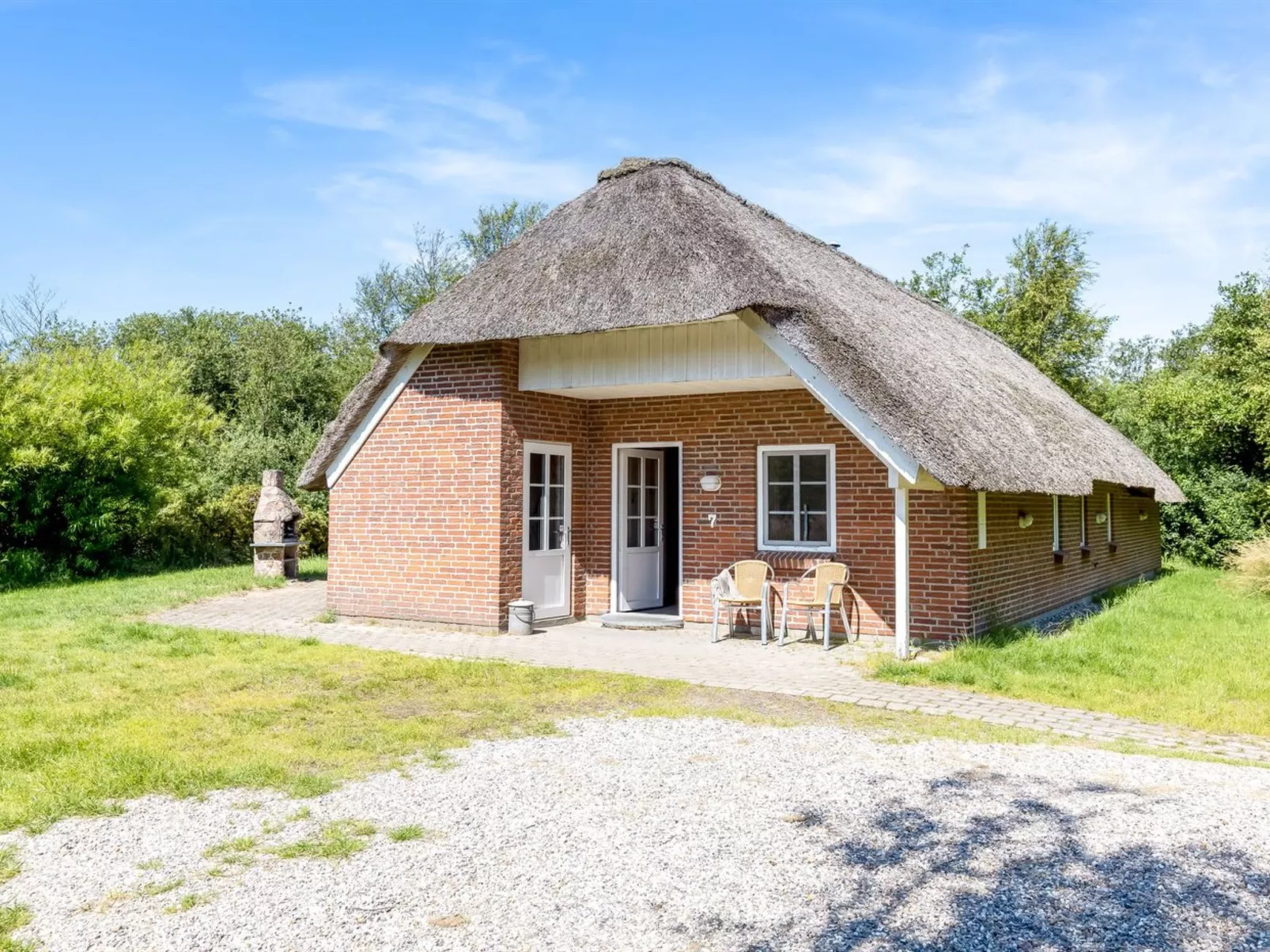 "Ejvi" - 4km from the sea-Binnen